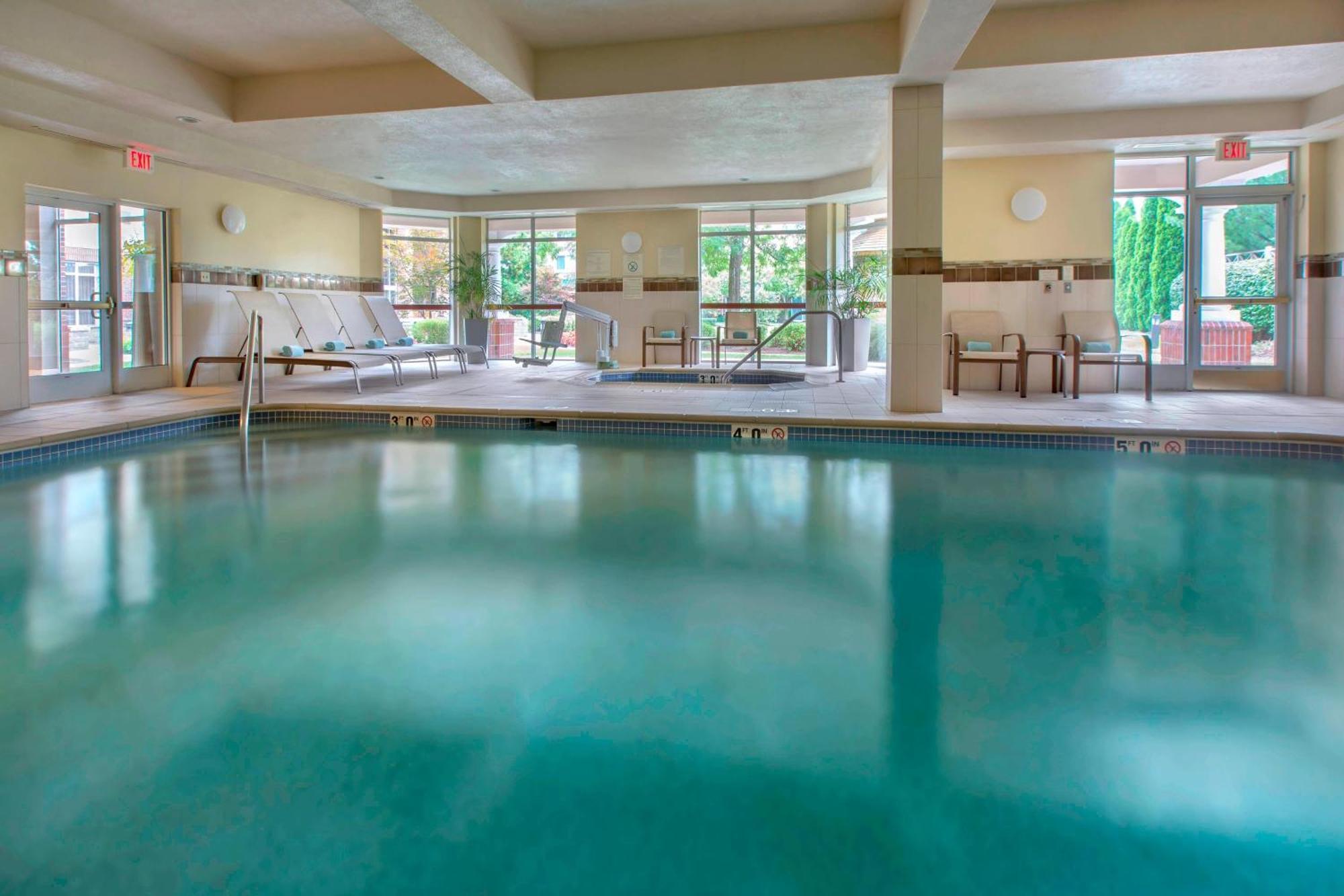 Courtyard By Marriott Basking Ridge Екстериор снимка