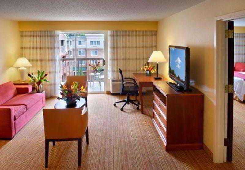 Courtyard By Marriott Basking Ridge Екстериор снимка