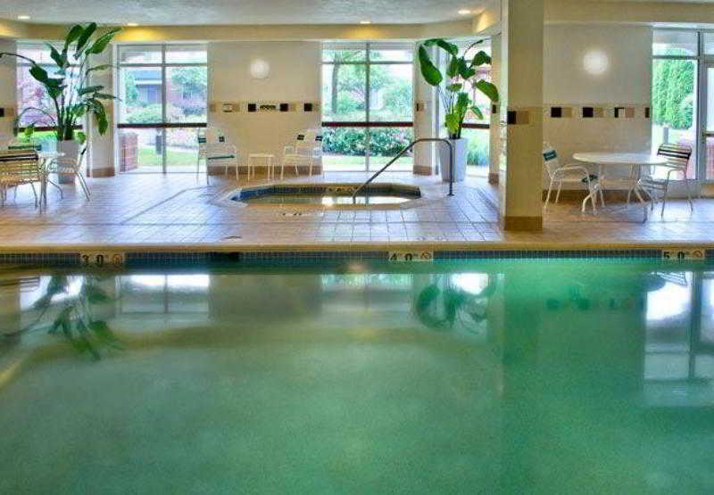 Courtyard By Marriott Basking Ridge Екстериор снимка